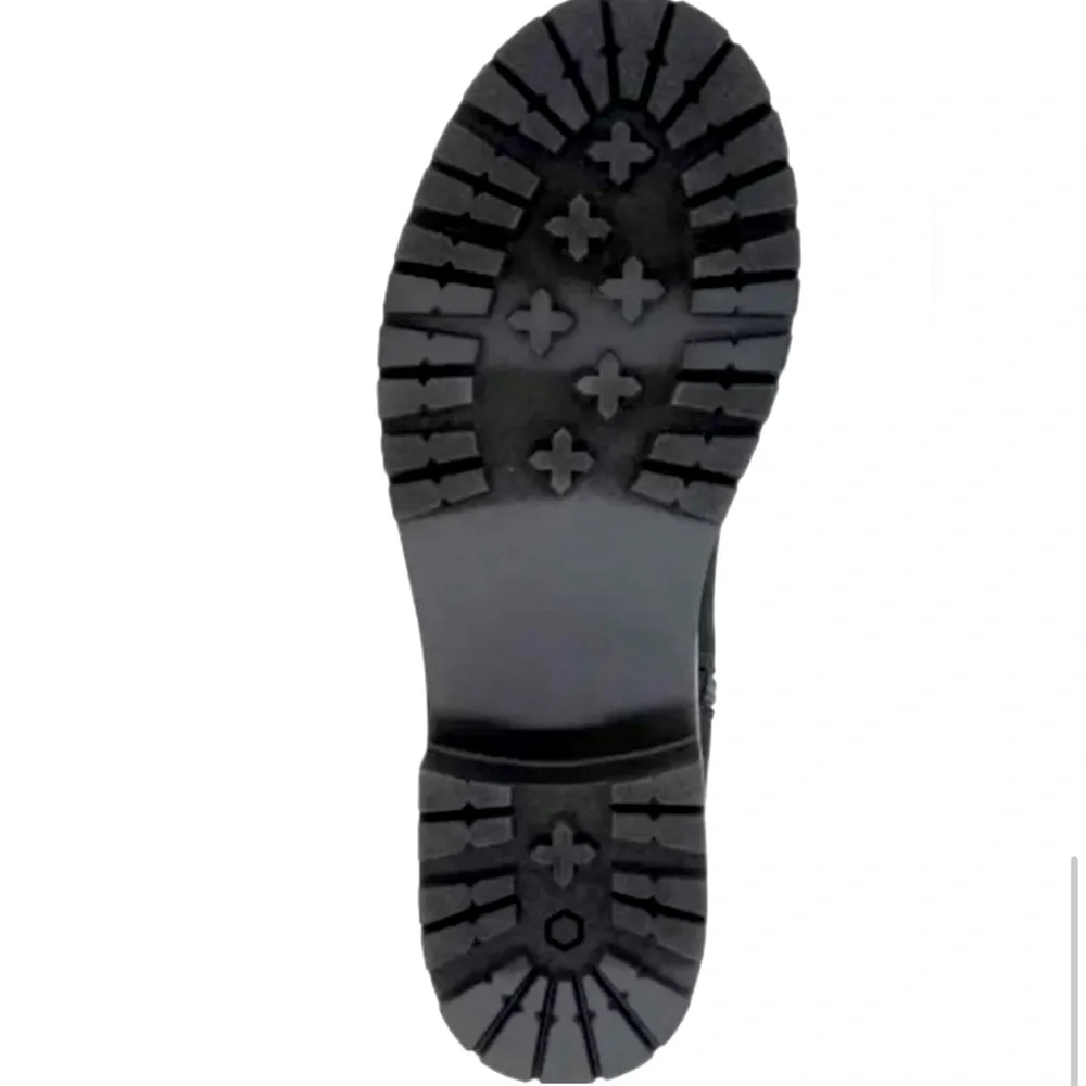 KENSIE BLACK CHELSEA BOOTS! - Picture 6 of 6